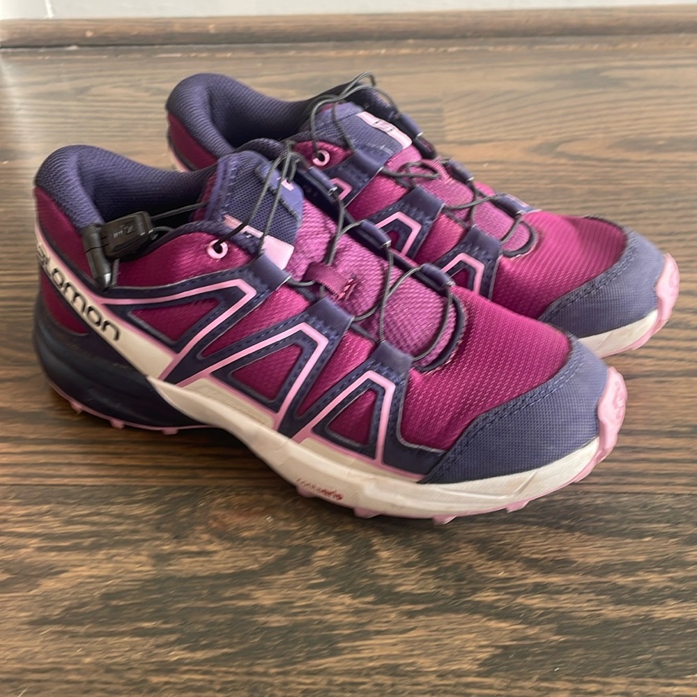 Girls trail/hiking shoes